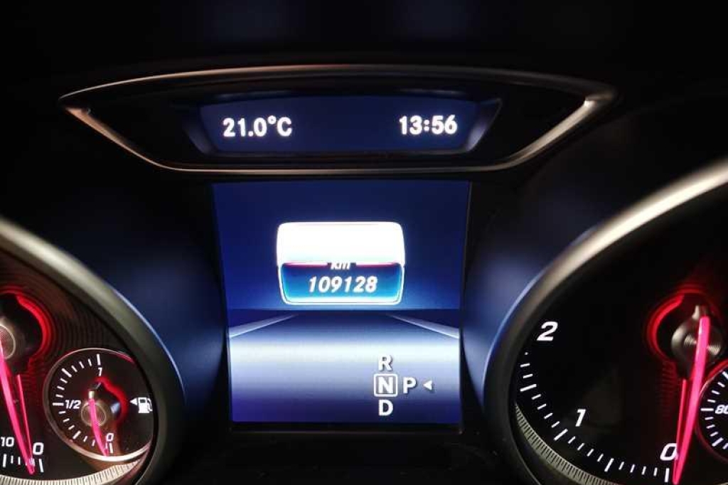 Mercedes-AMG CLA-Klasse 2016 photo 4