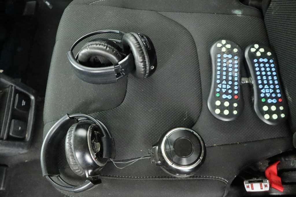 Ford S-Max 2016 фото 60