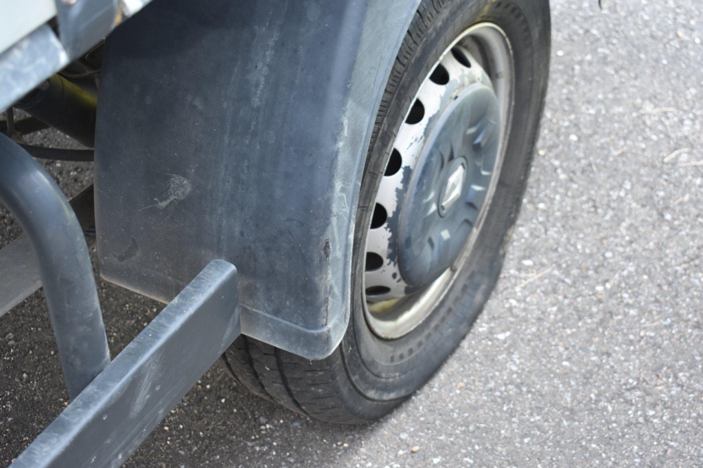 Renault Master Pritsche 2018 photo 11