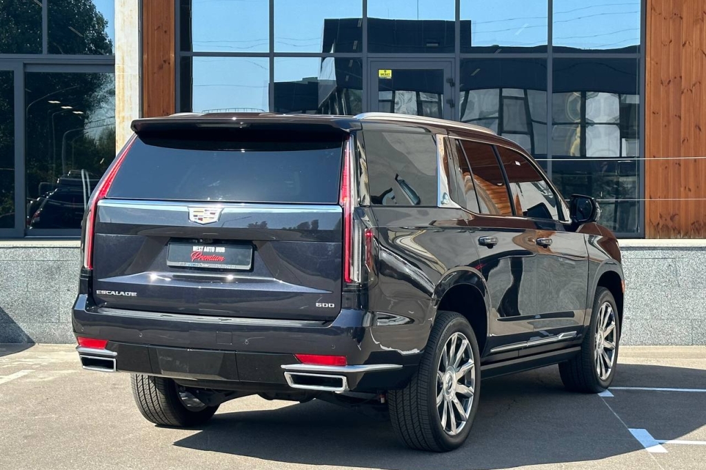 Cadillac Escalade Platinum 4WD 2022 фото 6
