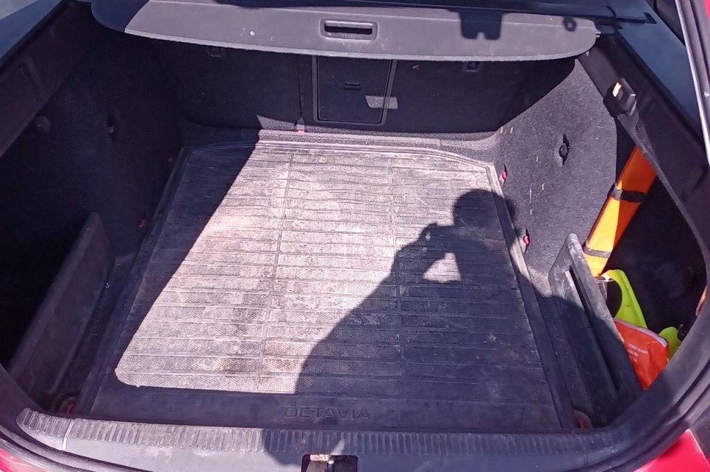 Skoda Octavia Combi 2018 фото 11