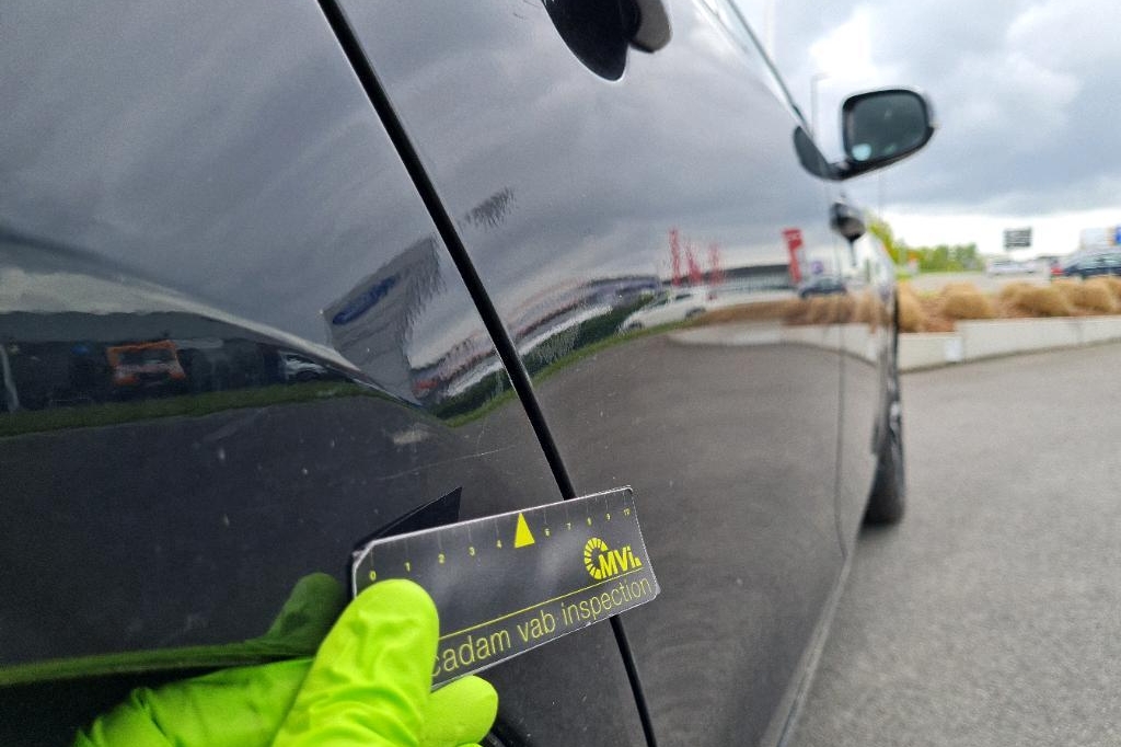 Volvo V60 2017 фото 23