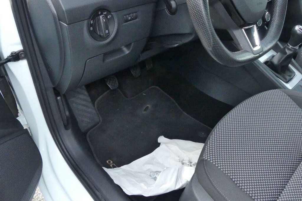 Skoda Octavia Combi 2016 фото 10