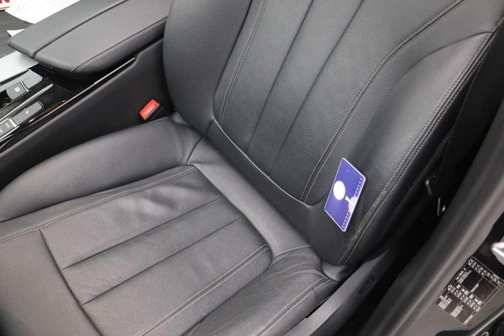 BMW 5 Series 2017 photo 16