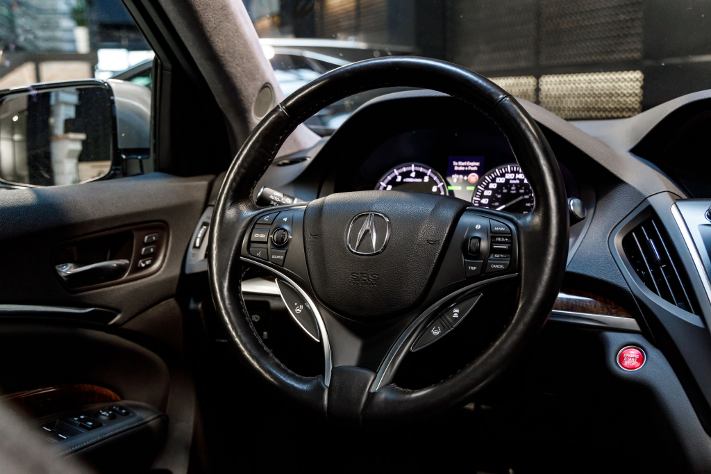 Acura MDX 2016 photo 17