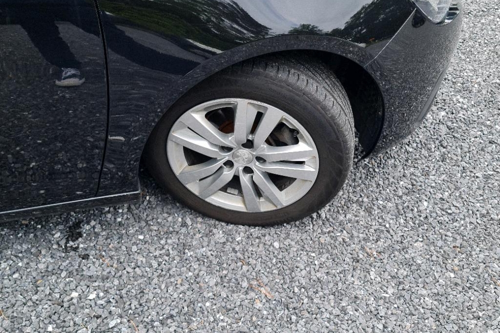 Peugeot 308 2017 фото 13