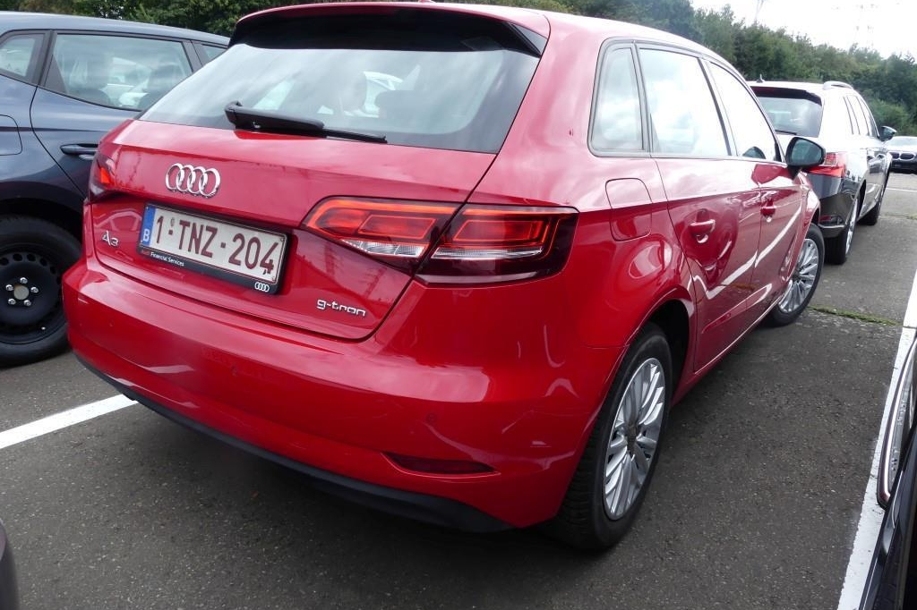 Audi A3 Sportback 2018 фото 2
