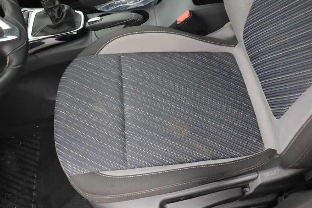 Opel Crossland X 2019 фото 13