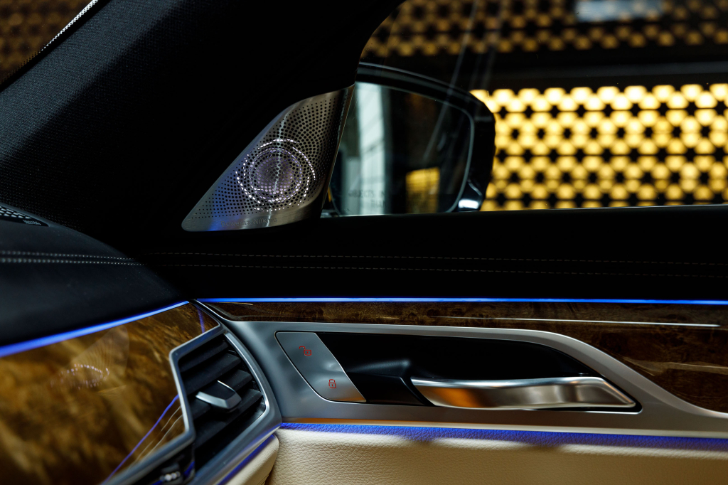 BMW 740 2016 фото 45