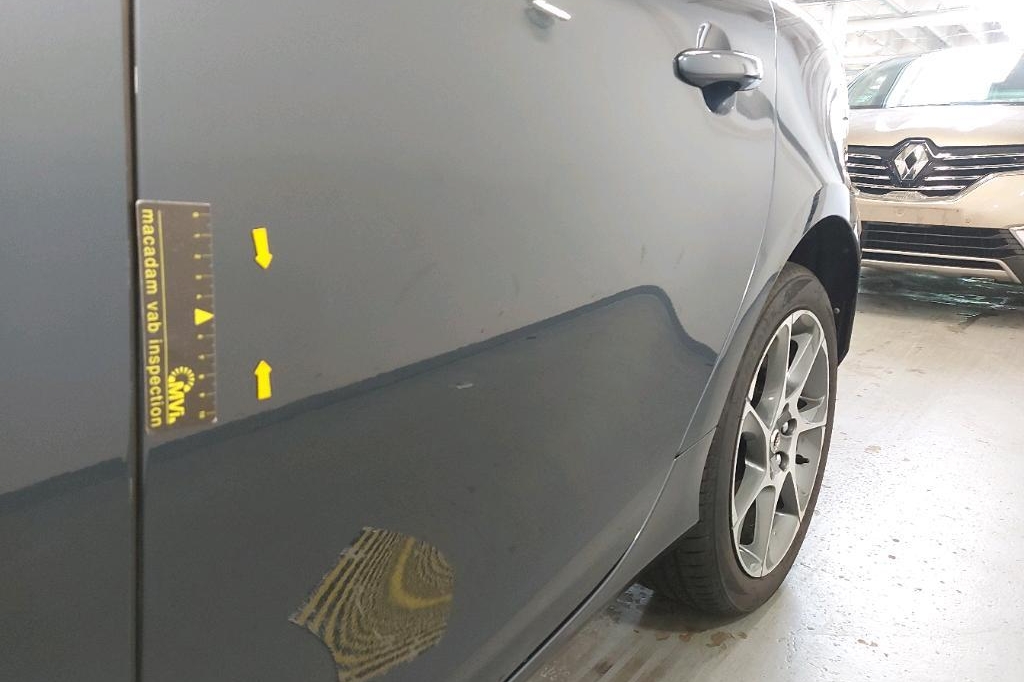 Volvo V40 2017 photo 22