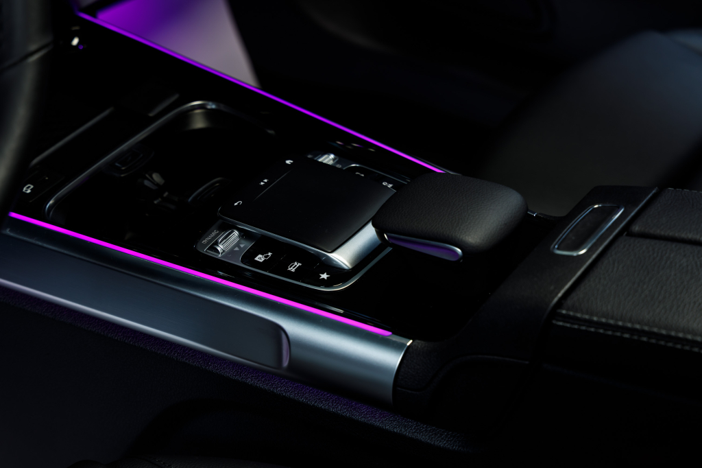 Mercedes-Benz GLB-Class 250 2020 photo 34