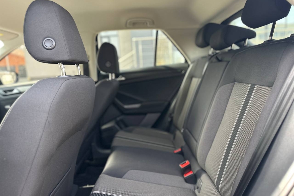 Volkswagen T-Roc 2021 фото 16