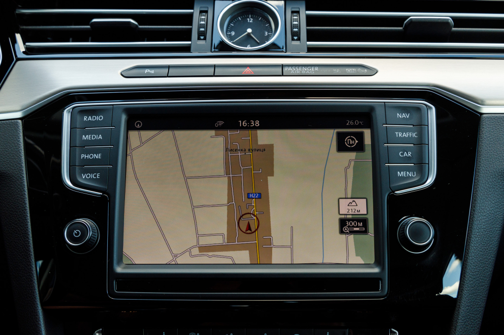 Volkswagen Passat B8 Highline 4Motion 2016 фото 7