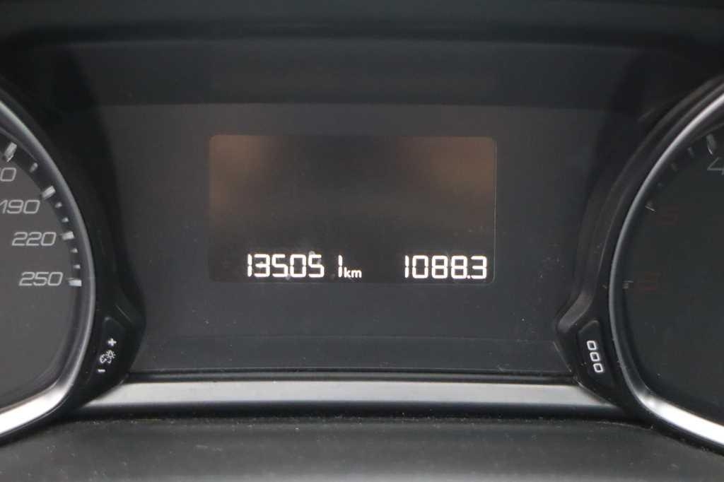 Peugeot 308 2016 photo 6