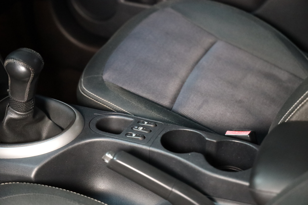 Nissan Qashqai 1.6 2013 фото 30