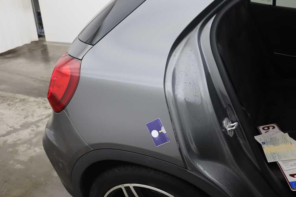 Mercedes-AMG GLA-Class 2016 photo 39