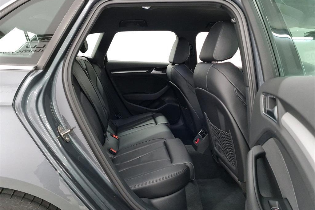 Audi A3 Sportback 2016 фото 5