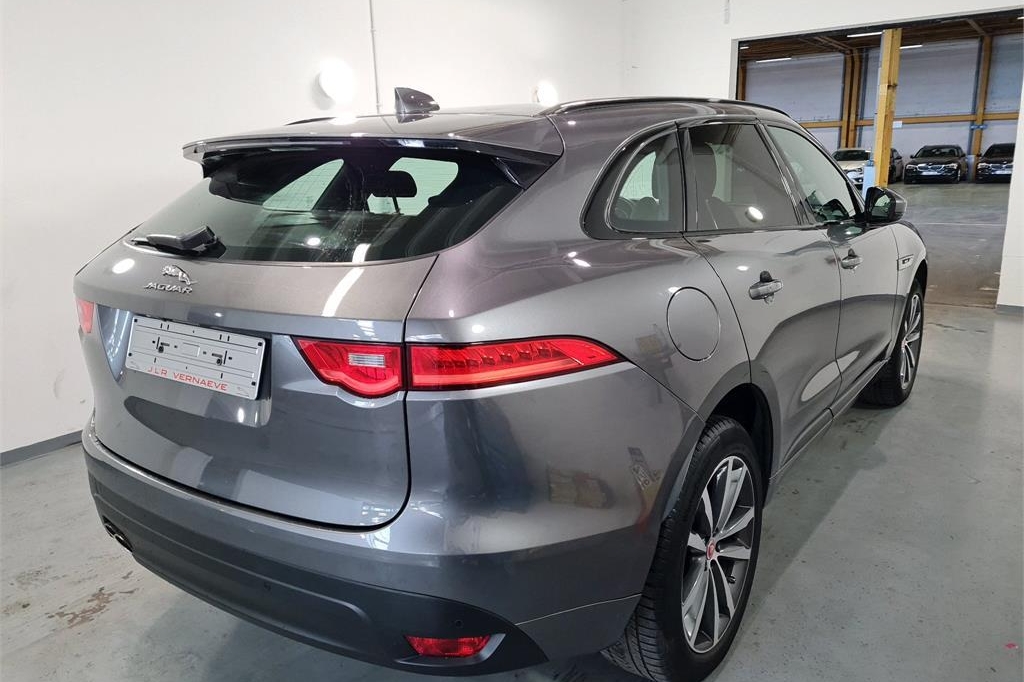 Jaguar F-Pace 2018 photo 1
