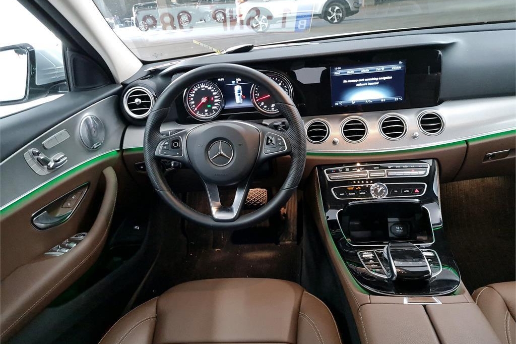 Mercedes-Benz E-Klasse 2017 фото 4