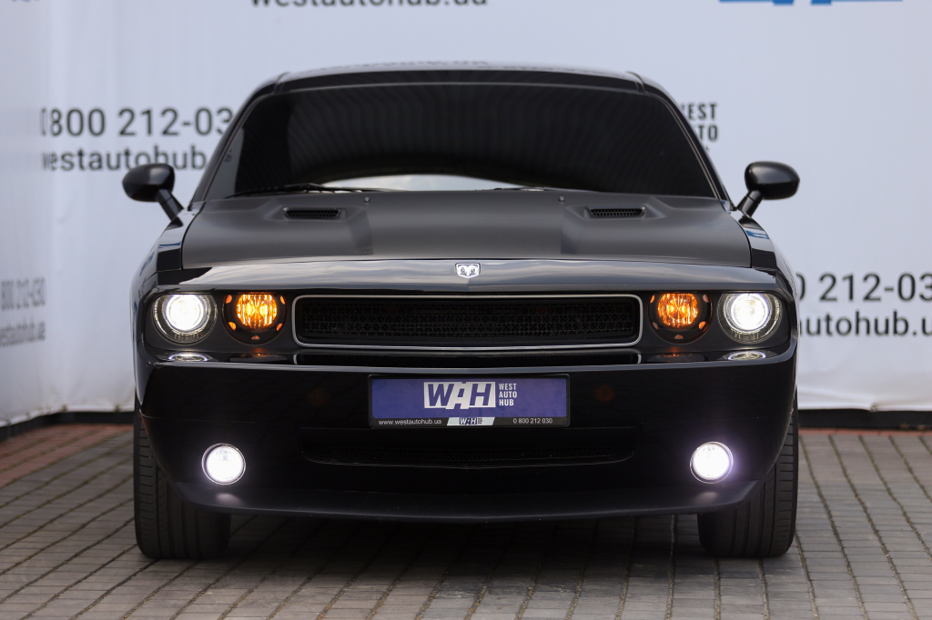 Dodge Challenger SE 2010 photo 1