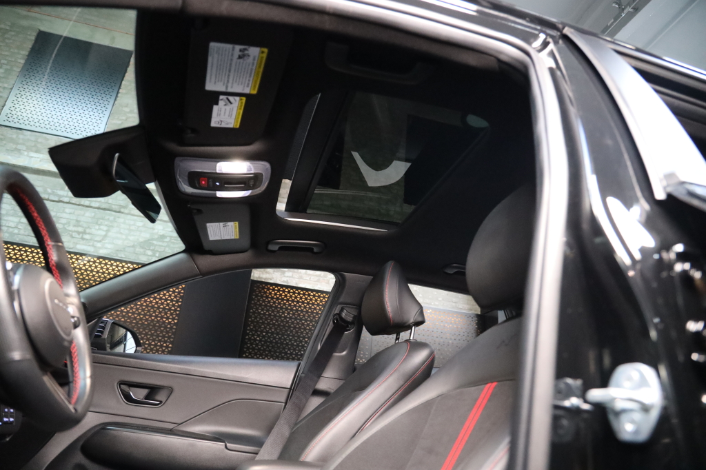 Hyundai Kona 2024 фото 30