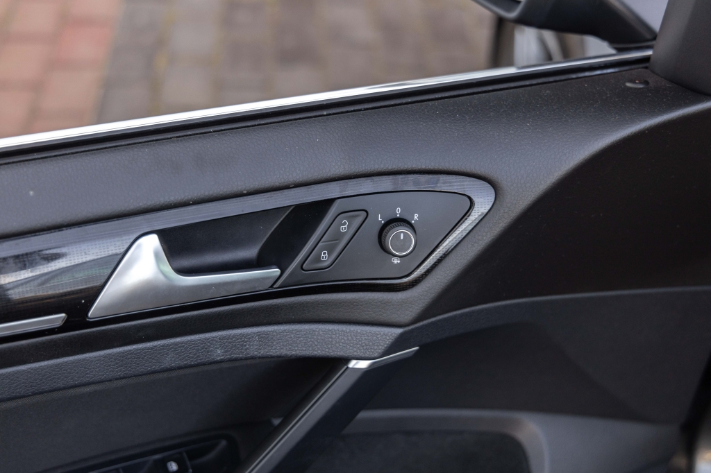 Volkswagen Golf VII R-Line 2017 фото 15