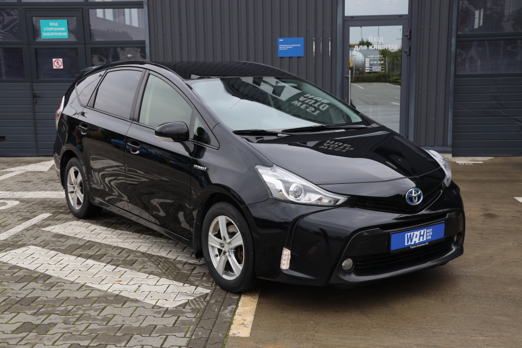 Toyota Prius Prime 2016 фото 2