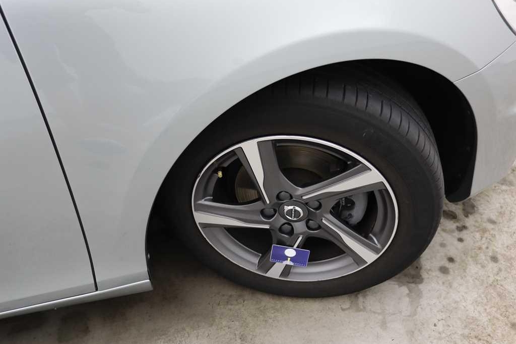 Volvo V40 2017 photo 9