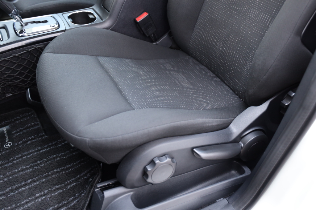 Mercedes-Benz A-Class A180 W169 2011 photo 17