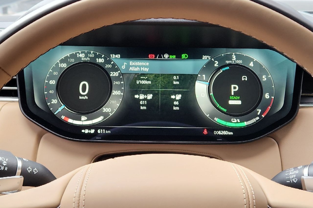 Land Rover Range Rover HSE P440e 2022 photo 18