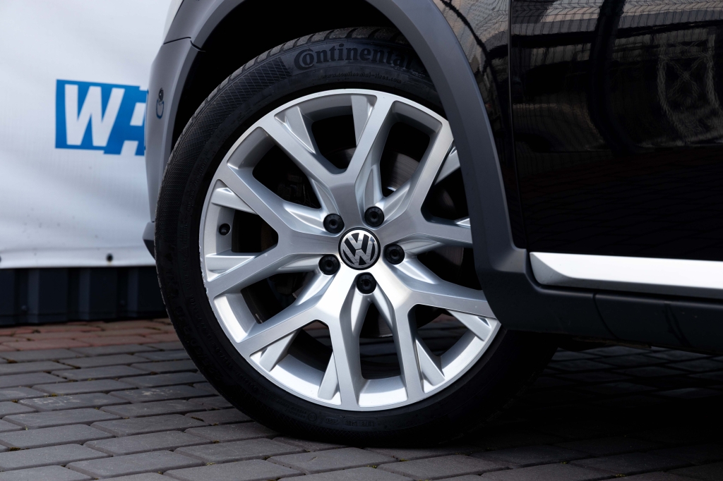 Volkswagen Passat Alltrack 2013 photo 2