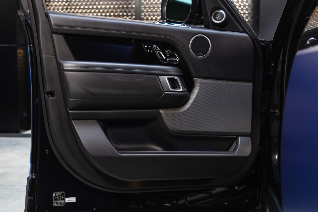 Land Rover Range Rover 2018 фото 15