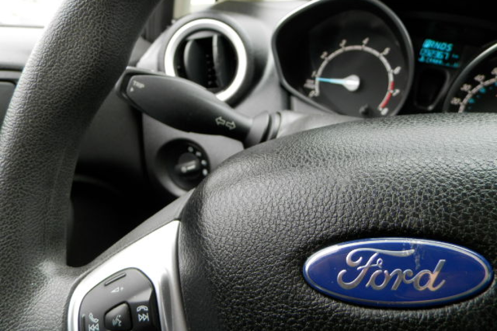 Ford Fiesta SE 2018 фото 15