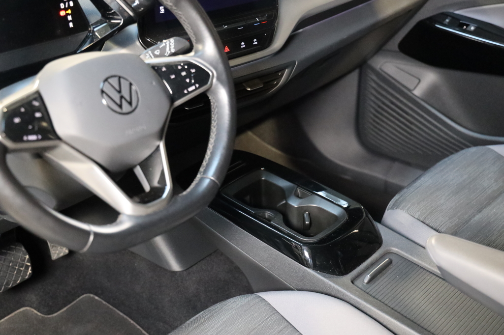 Volkswagen ID.4 2021 фото 17