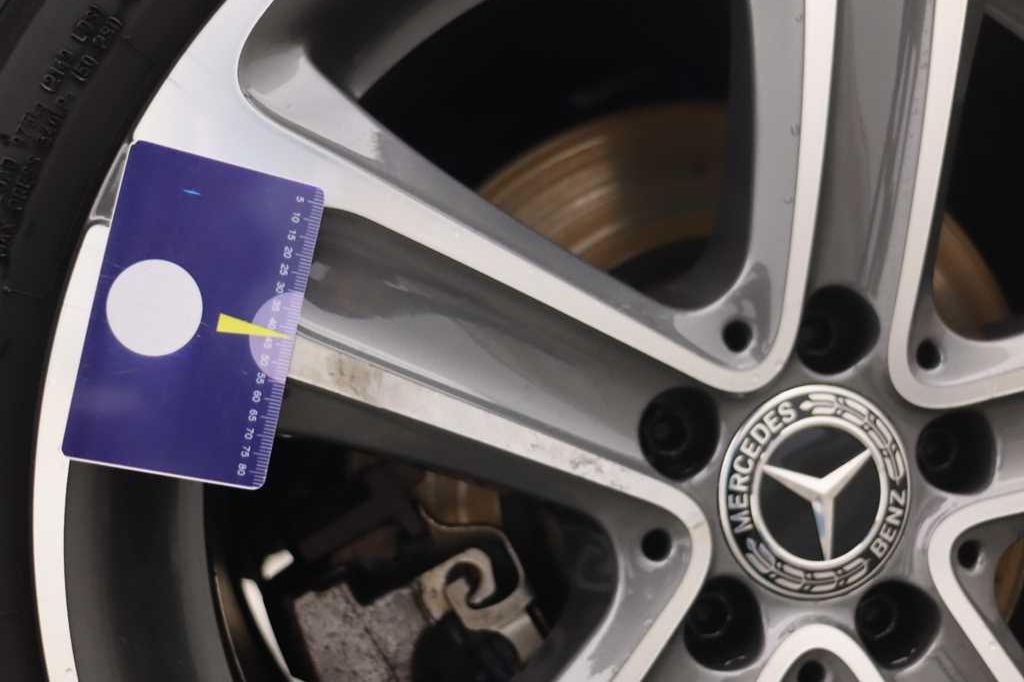 Mercedes-Benz GLC 2017 фото 9