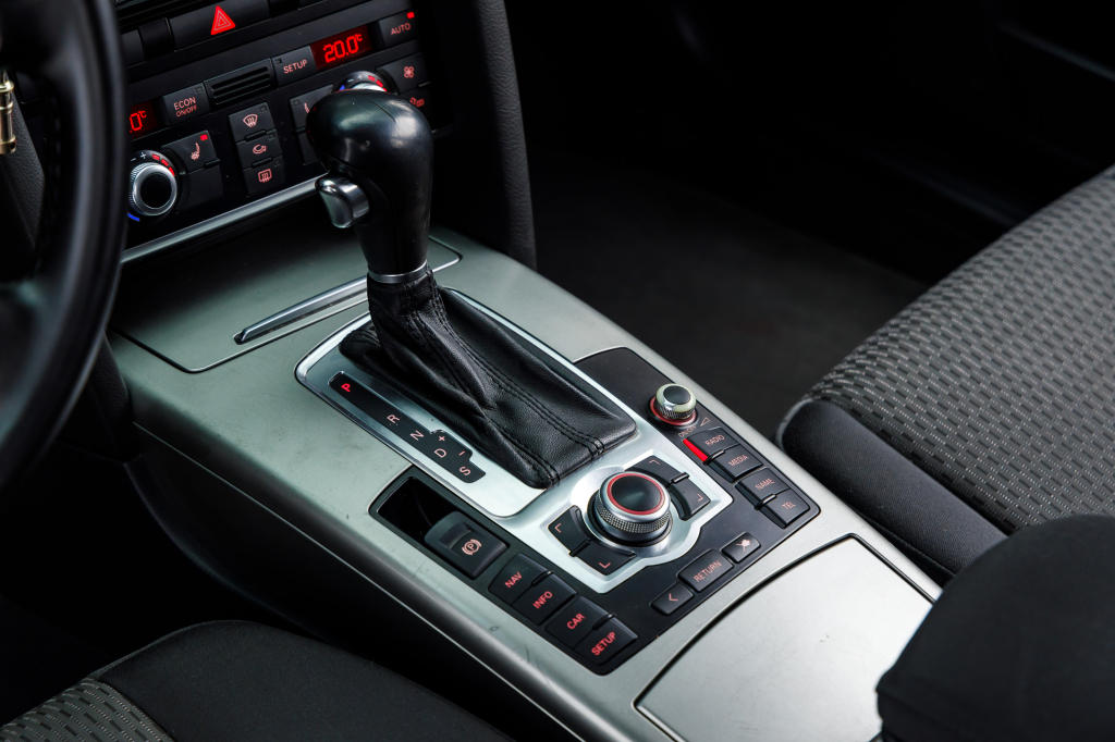 Audi A6 2008 фото 15