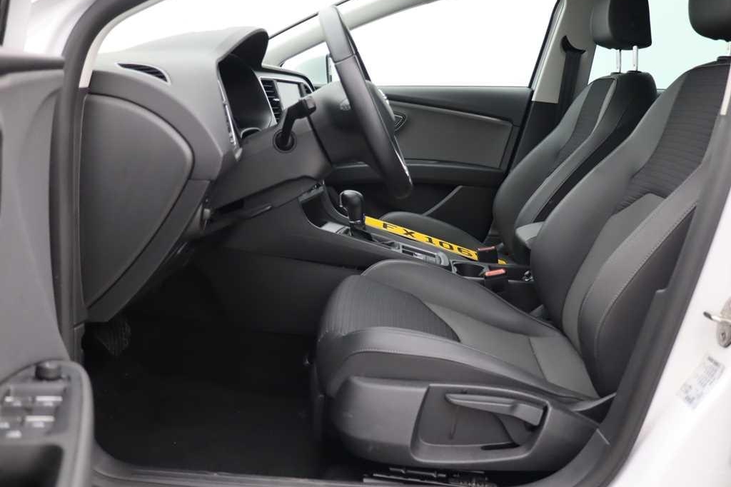 SEAT Leon 2017 photo 5