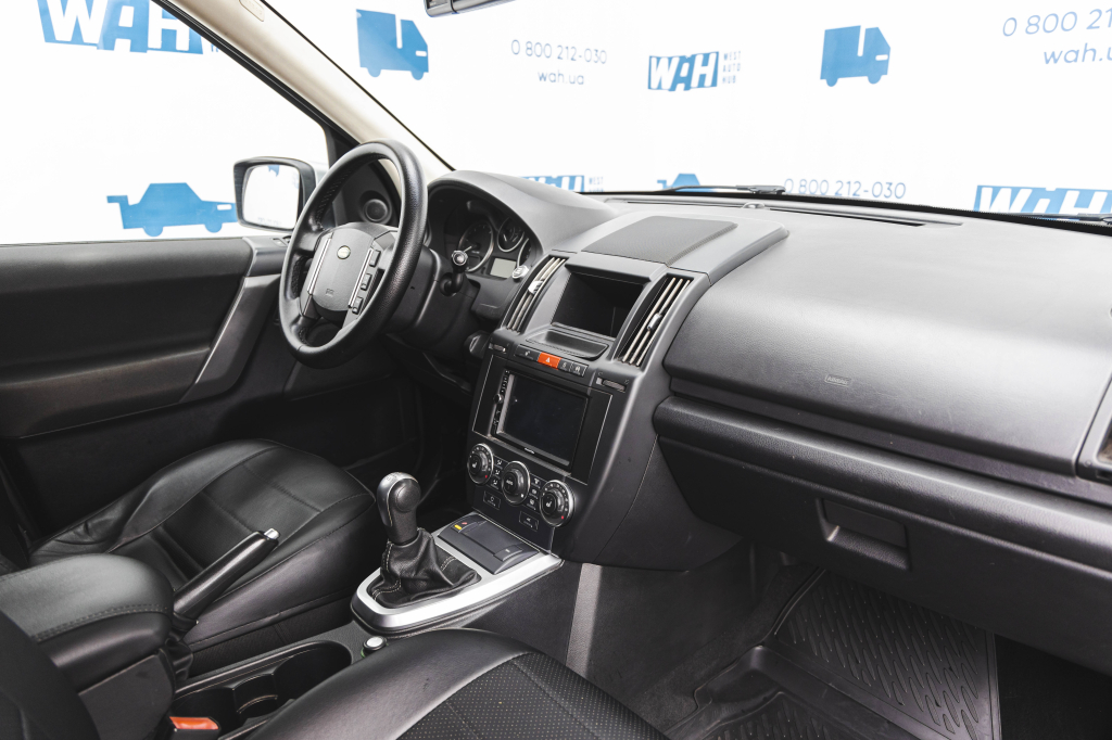 Land Rover Freelander 2010 фото 26