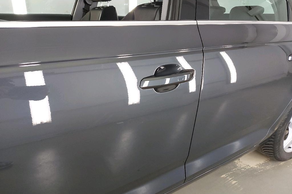 Audi A4 Avant 2019 photo 16