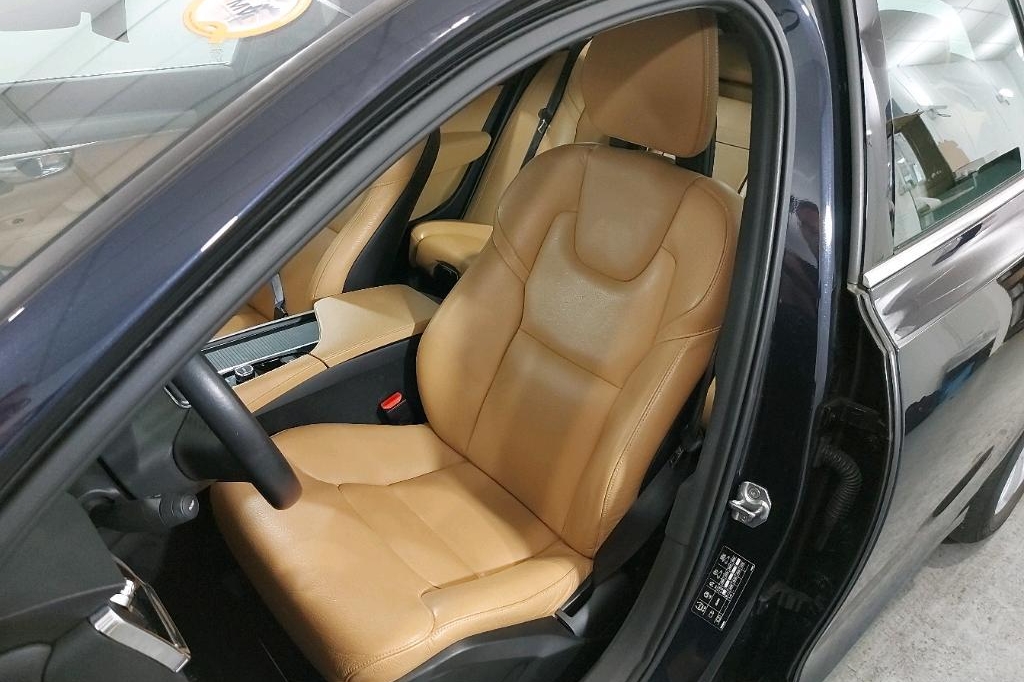 Volvo V90 2017 photo 40