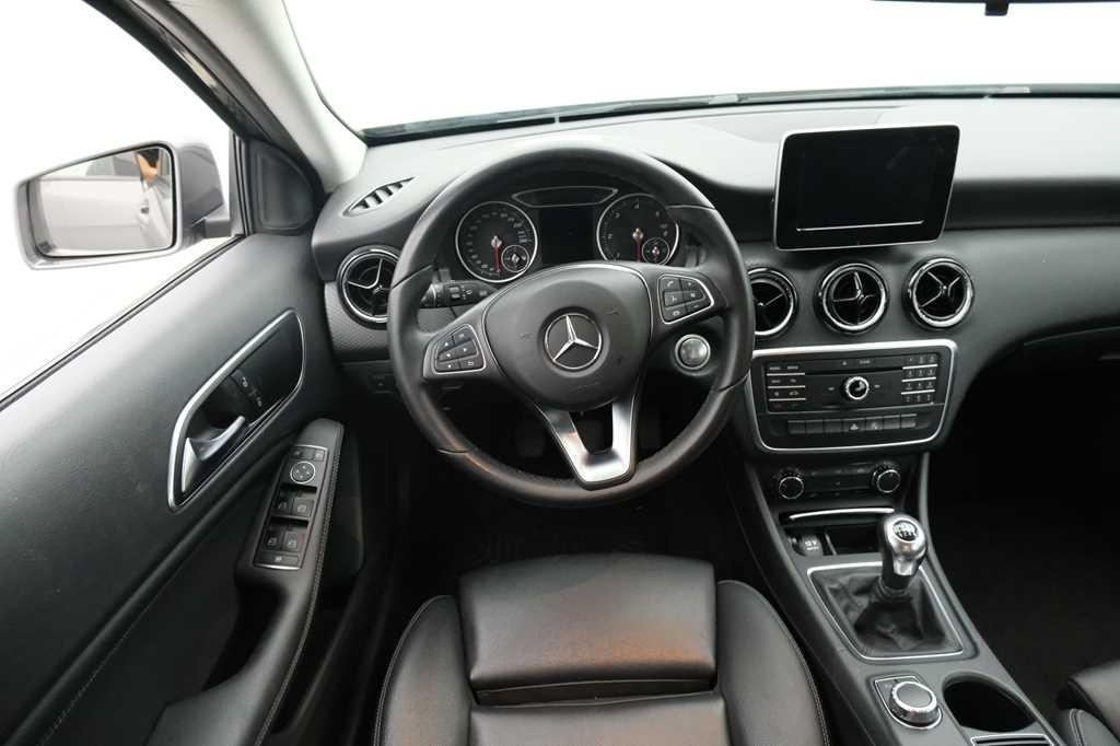 Mercedes-Benz A-Klasse 2017 photo 6