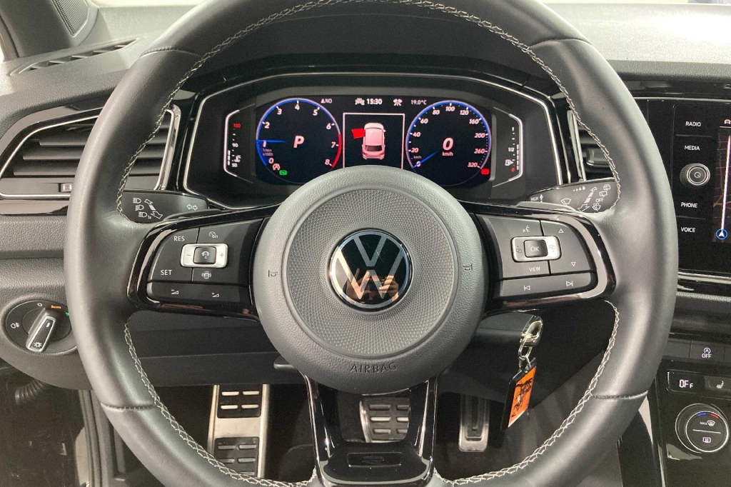 Volkswagen T-Roc 2021 фото 5