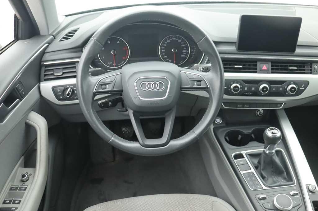 Audi A4 Avant 2017 photo 6