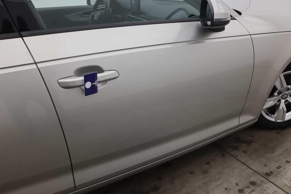 Audi A4 Avant 2016 фото 14