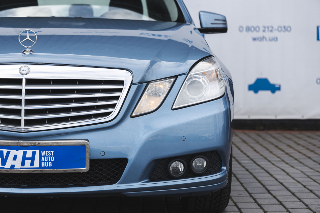 Mercedes-Benz E-Class 2010 фото 2