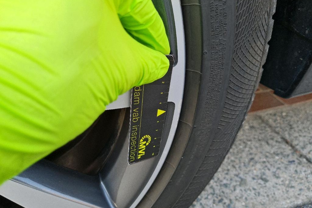 Jaguar F-Pace 2018 photo 46