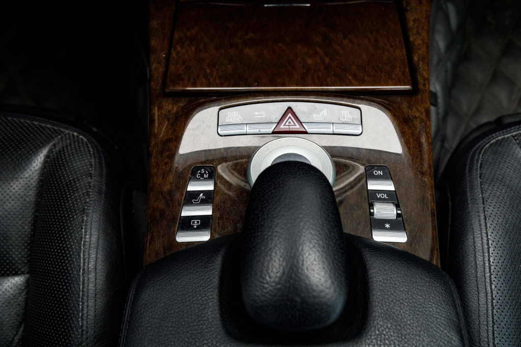 Mercedes-Benz S 350 CDI 2010 photo 13