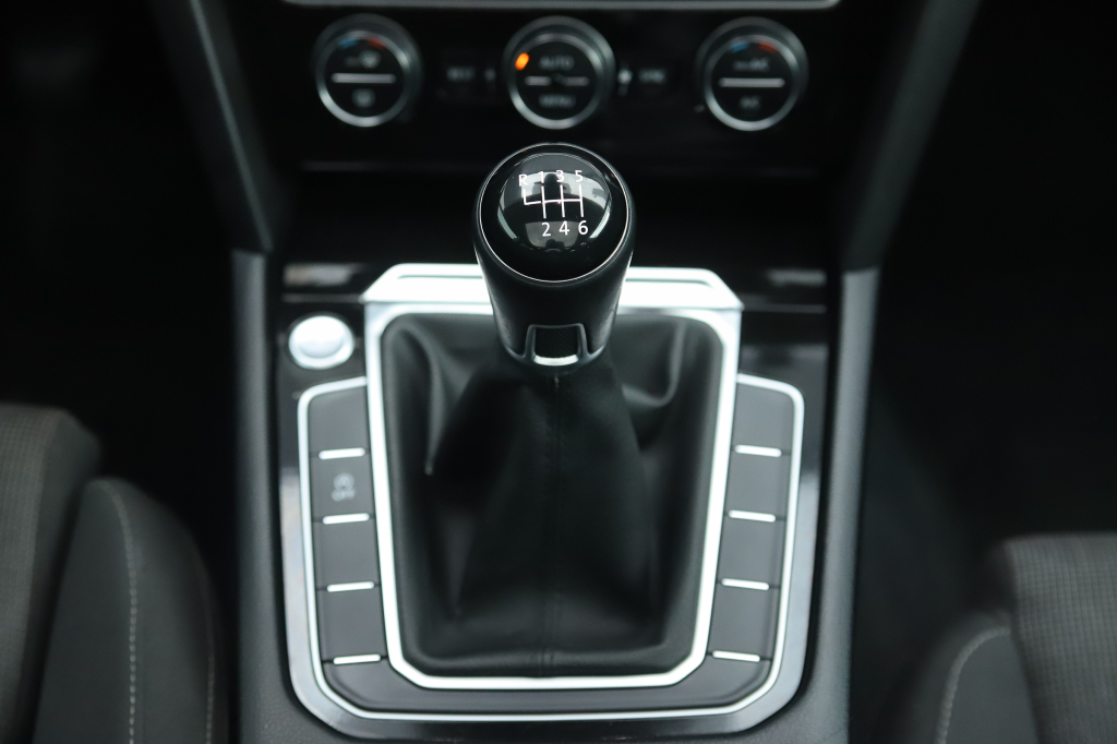 Volkswagen Passat B8 Comfortline 2015 фото 32