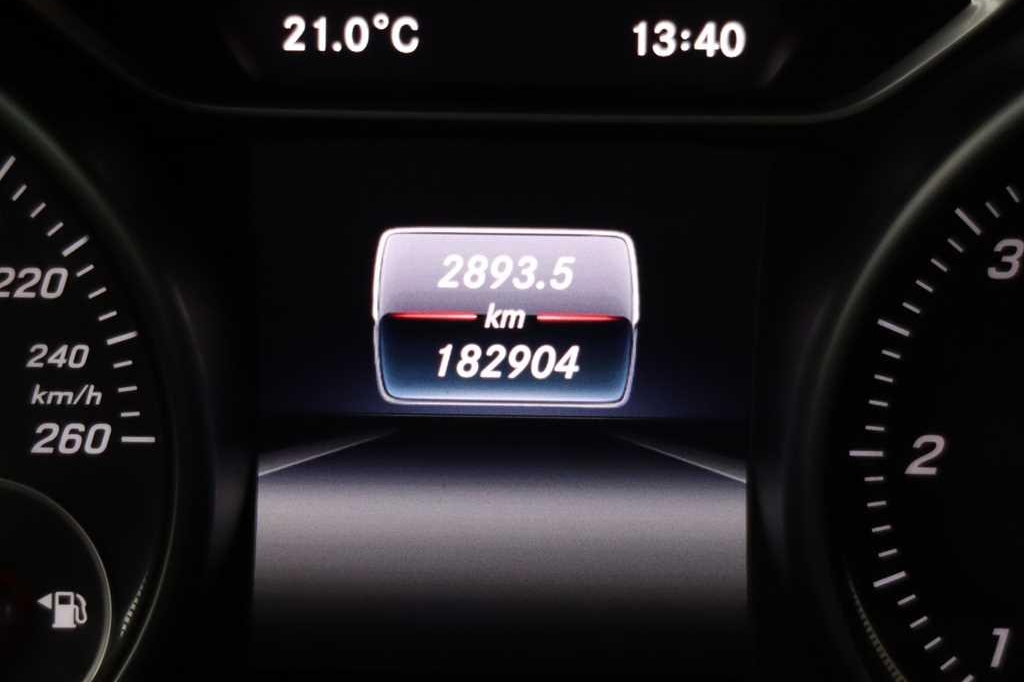 Mercedes-Benz CLA 2018 фото 1