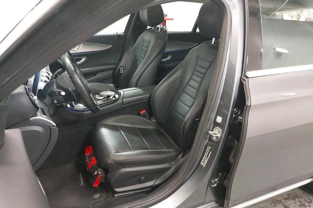 Mercedes-Benz E-Klasse 2017 фото 33